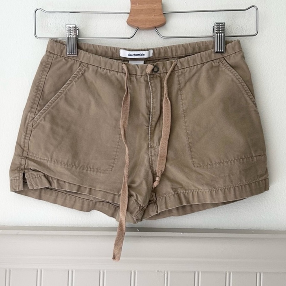 Abercrombie Kids Tan Drawstring Shorts Girls Size Medium